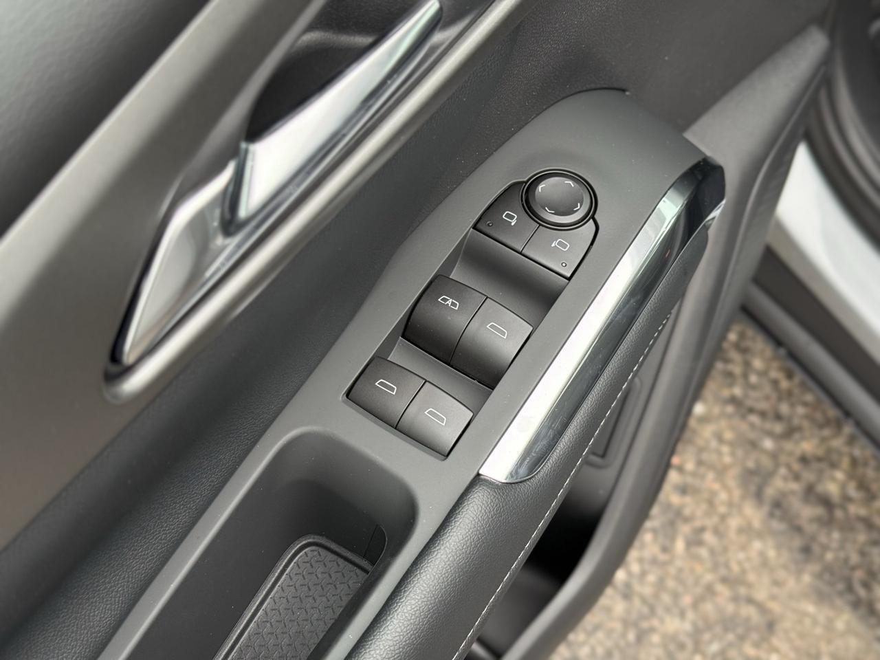 2026 Chevrolet Traverse LT Crestwood KY