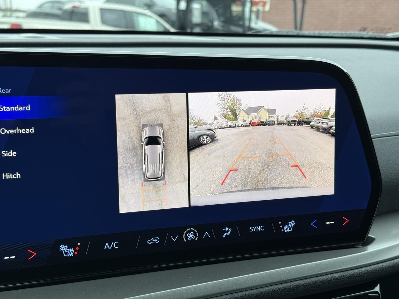 2026 Chevrolet Traverse LT Crestwood KY