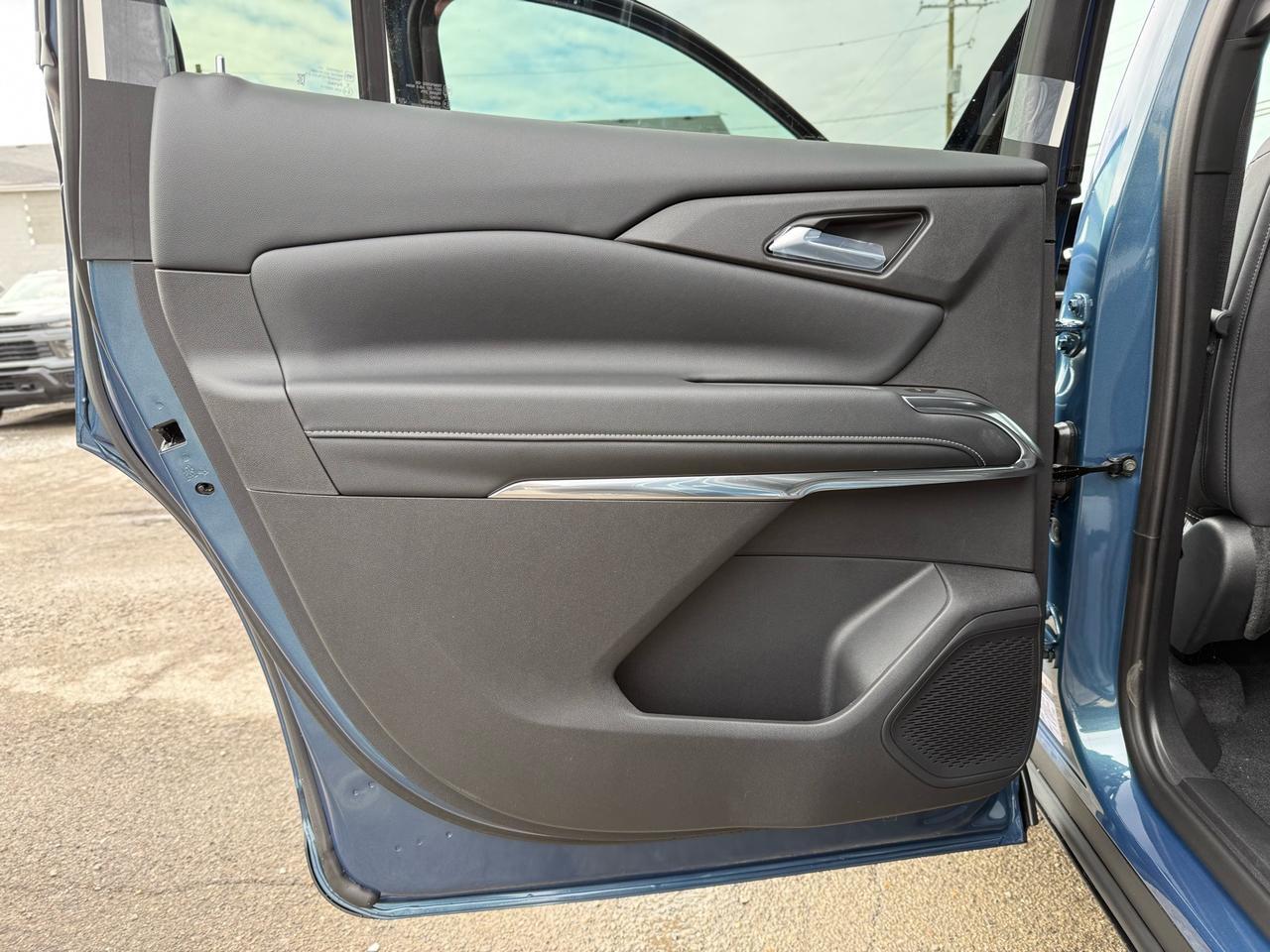 2026 Chevrolet Traverse LT Crestwood KY