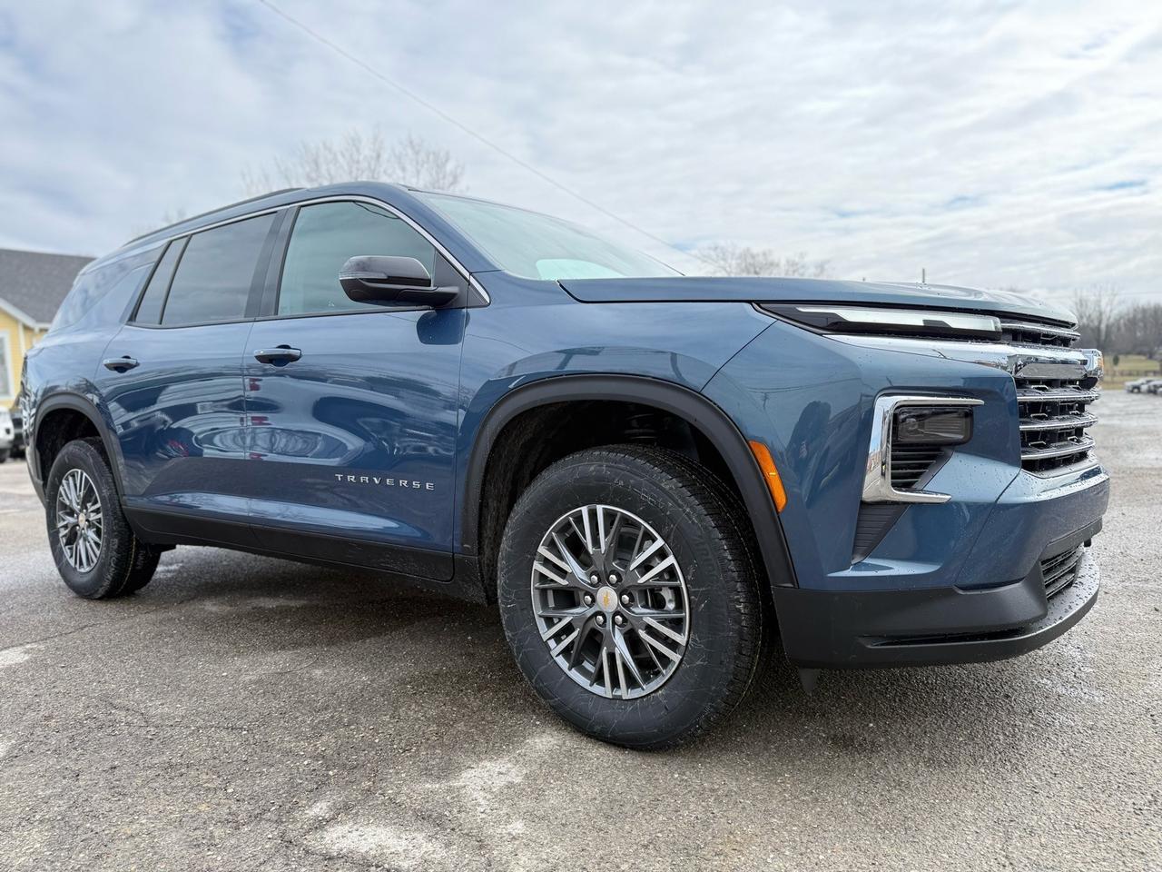2026 Chevrolet Traverse LT Crestwood KY