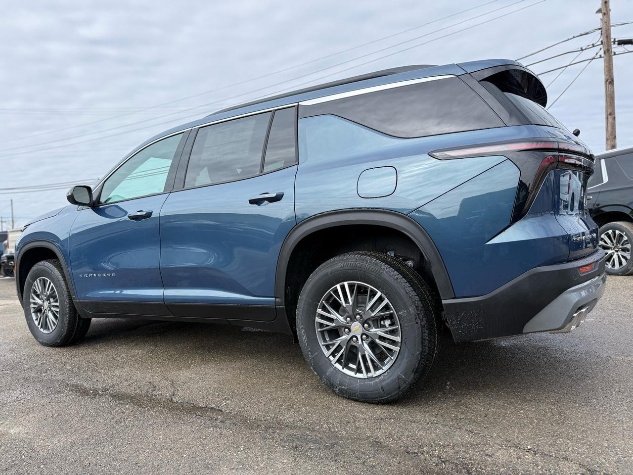 2026 Chevrolet Traverse LT Crestwood KY