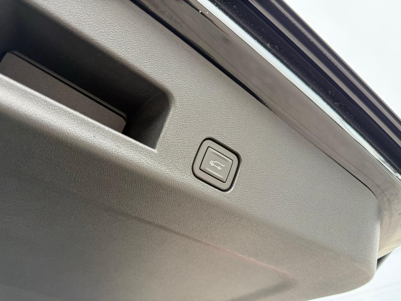 2026 Chevrolet Traverse LT Crestwood KY