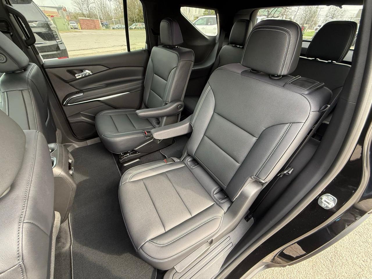 2026 Chevrolet Traverse LT Crestwood KY