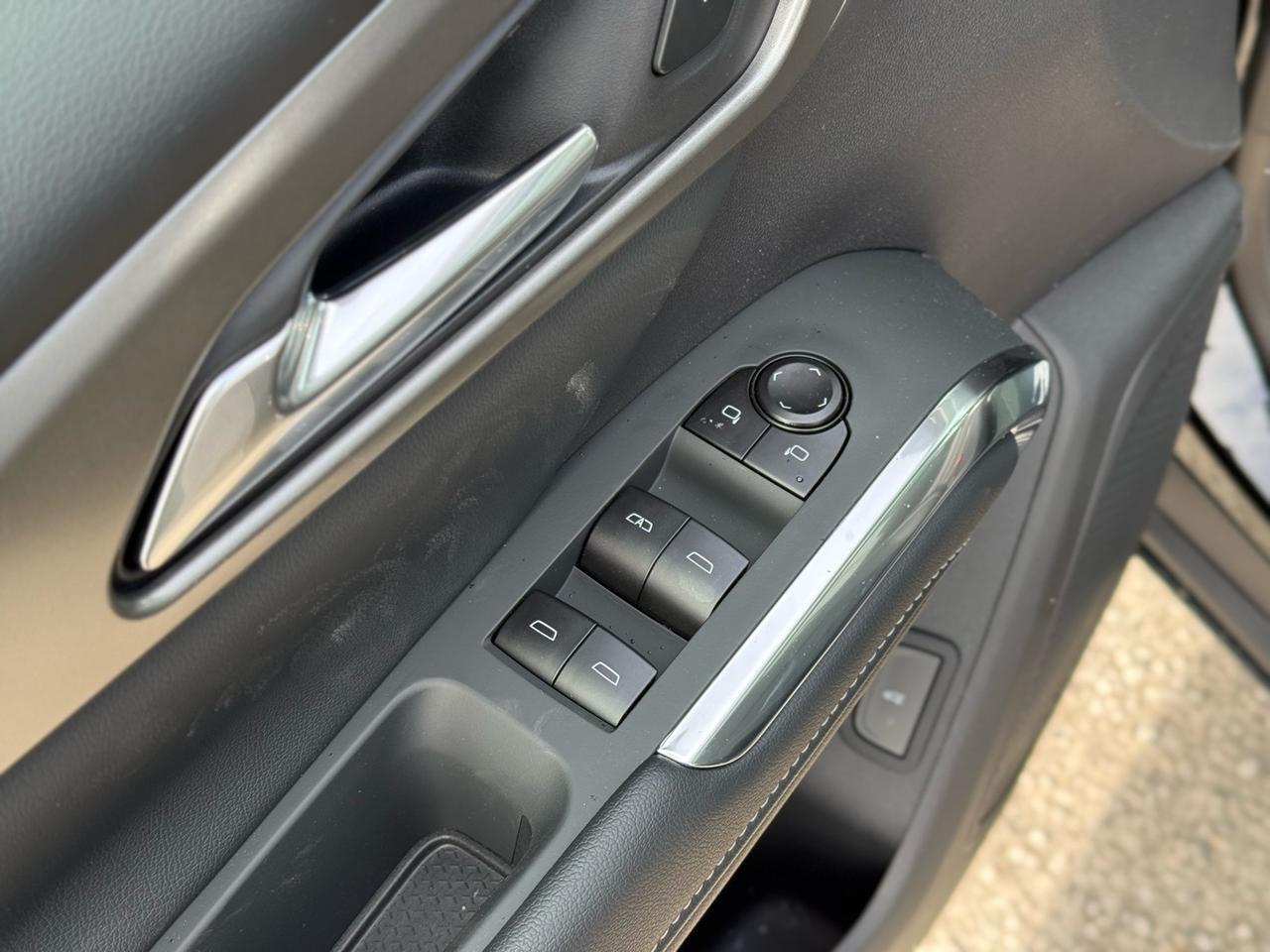 2026 Chevrolet Traverse LT Crestwood KY