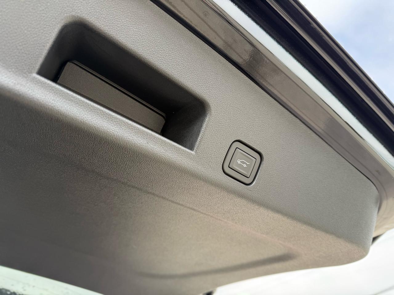 2026 Chevrolet Traverse LT Crestwood KY