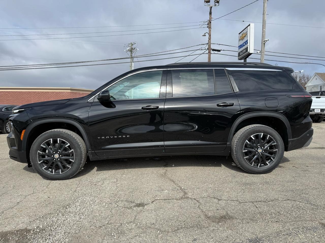 2026 Chevrolet Traverse LT Crestwood KY