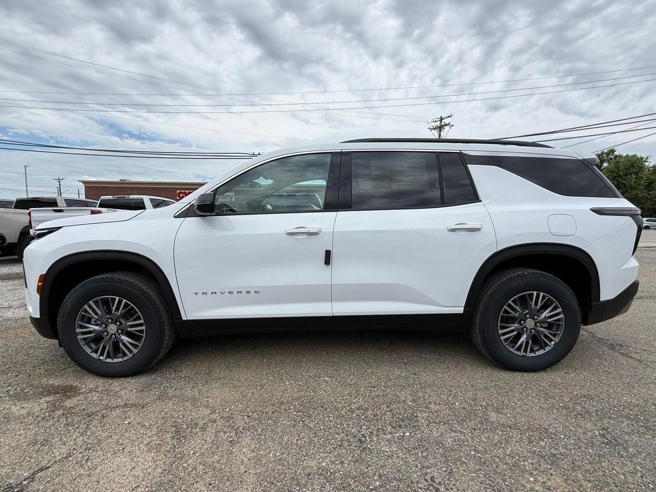 2026 Chevrolet Traverse LT Crestwood KY