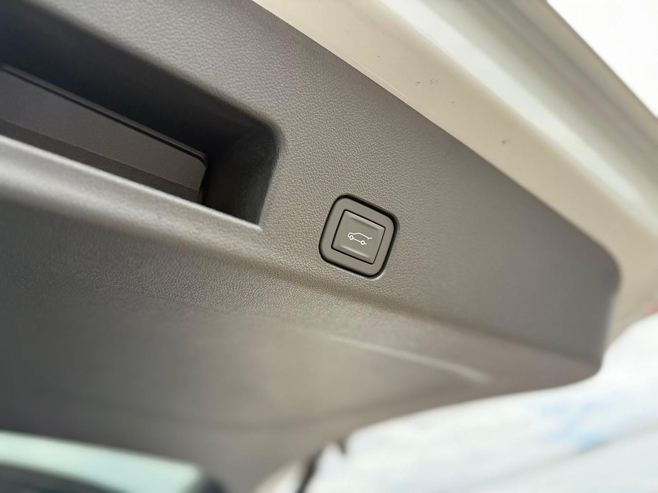 2026 Chevrolet Traverse LT Crestwood KY