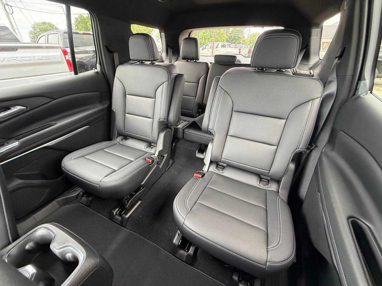 2026 Chevrolet Traverse LT Crestwood KY