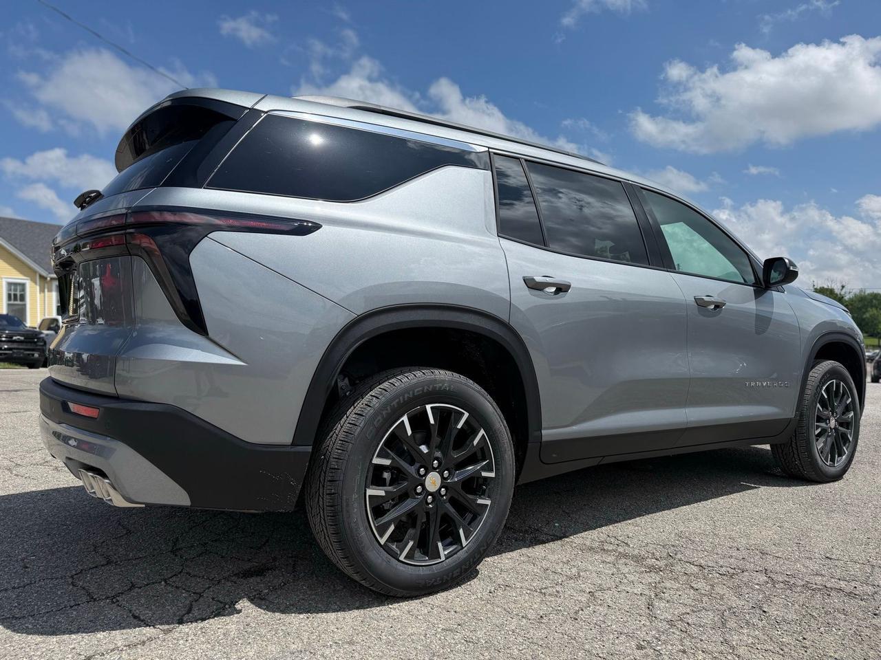 2026 Chevrolet Traverse LT Crestwood KY