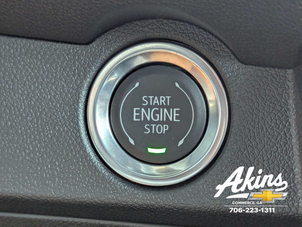 2026 Chevrolet Traverse LT Commerce GA