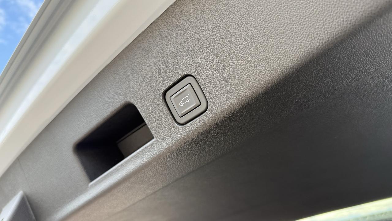 2026 Chevrolet Traverse RS Crestwood KY