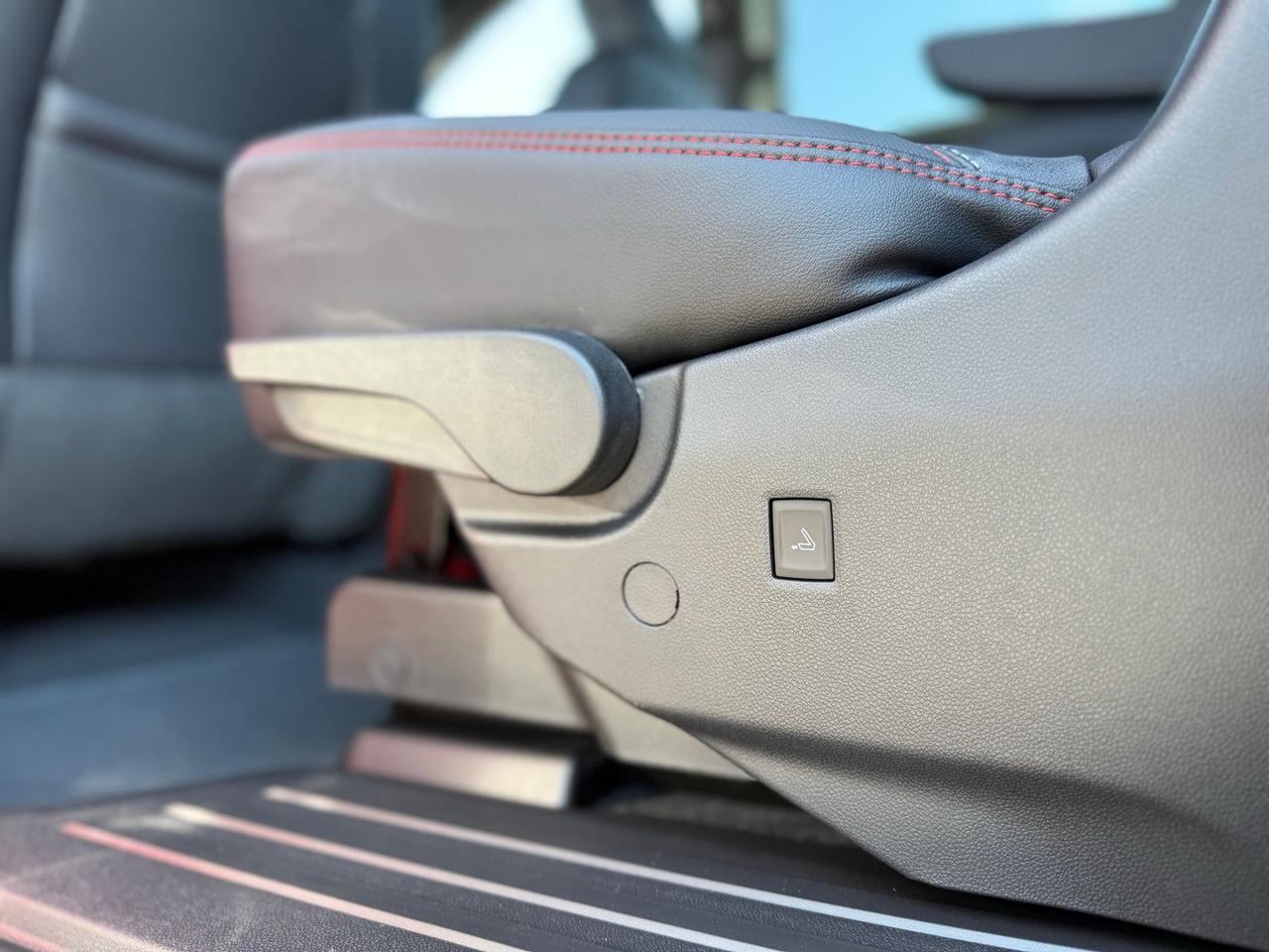 2026 Chevrolet Traverse RS Crestwood KY