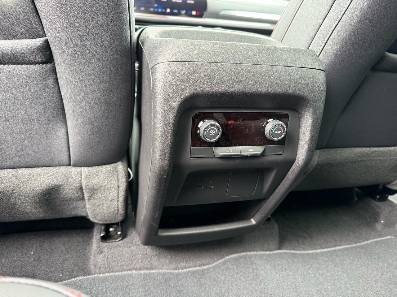 2026 Chevrolet Traverse Z71 Crestwood KY