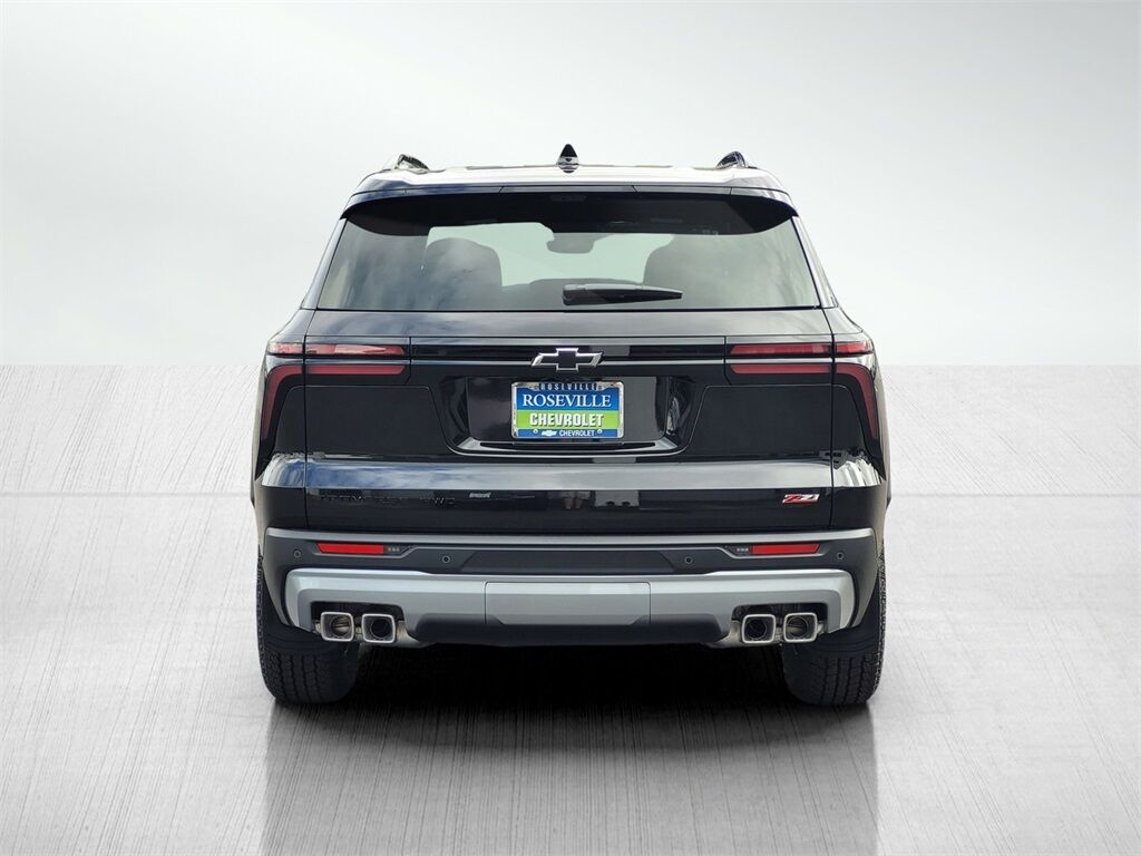 2026 Chevrolet Traverse Z71 photo 2