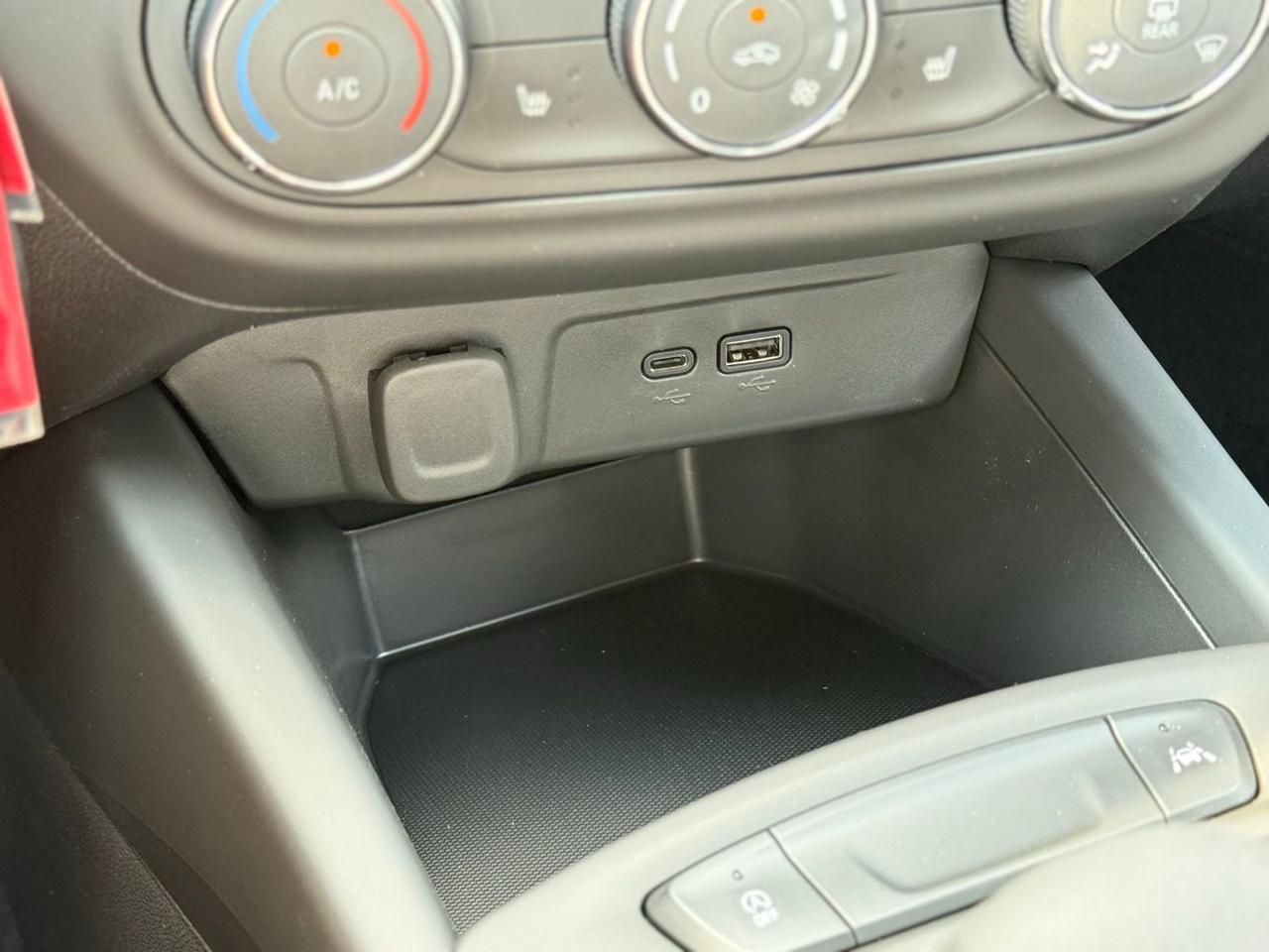 2026 Chevrolet Trax 1RS Crestwood KY