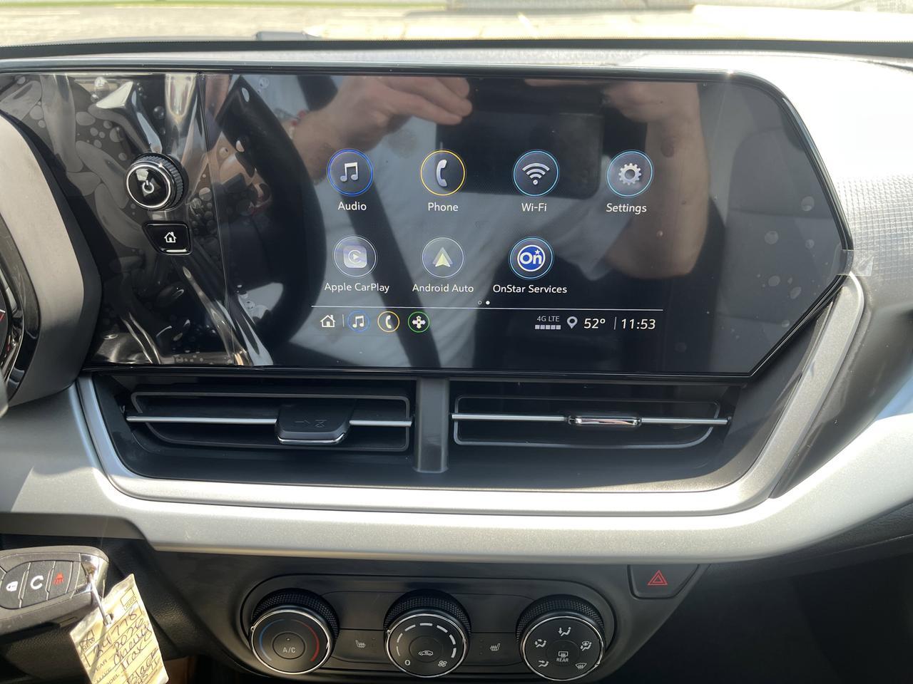2026 Chevrolet Trax 1RS DriverConfidencePkg w/RearParkAssis LaneChangeAlert RearXTrafficAlert HtdSeats HtdSteeringWheel Saukville WI