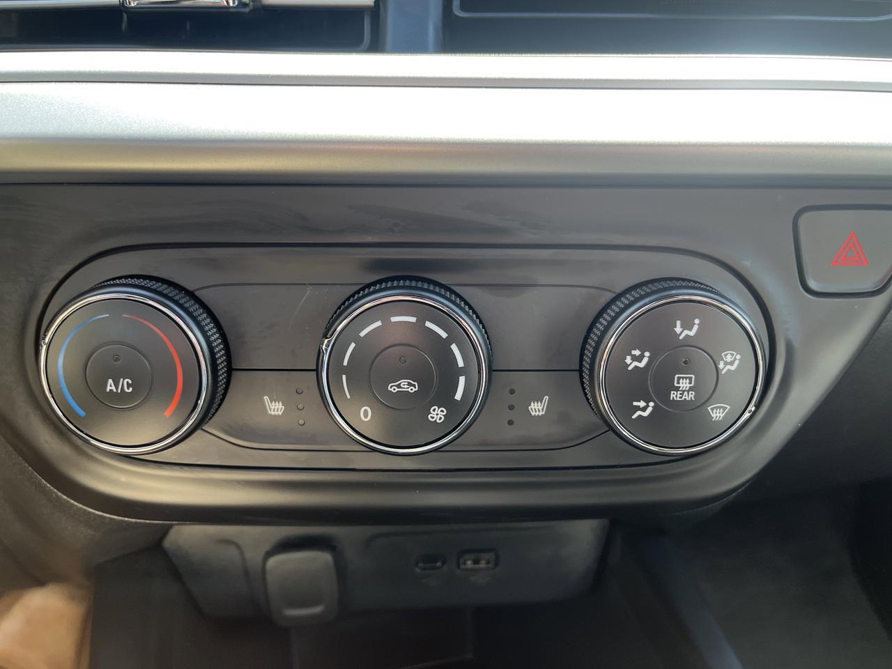 2026 Chevrolet Trax 1RS DriverConfidencePkg w/RearParkAssis LaneChangeAlert RearXTrafficAlert HtdSeats HtdSteeringWheel Saukville WI