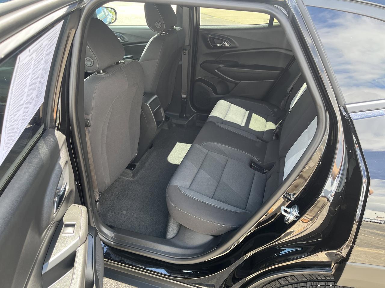 2026 Chevrolet Trax 1RS DriverConfidencePkg w/RearParkAssis LaneChangeAlert RearXTrafficAlert HtdSeats HtdSteeringWheel Saukville WI