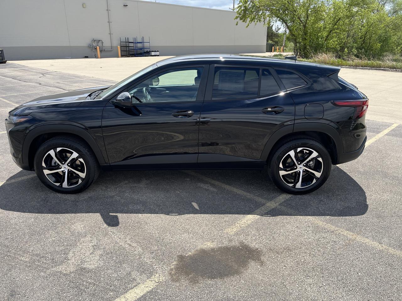 2026 Chevrolet Trax 1RS DriverConfidencePkg w/RearParkAssis LaneChangeAlert RearXTrafficAlert HtdSeats HtdSteeringWheel