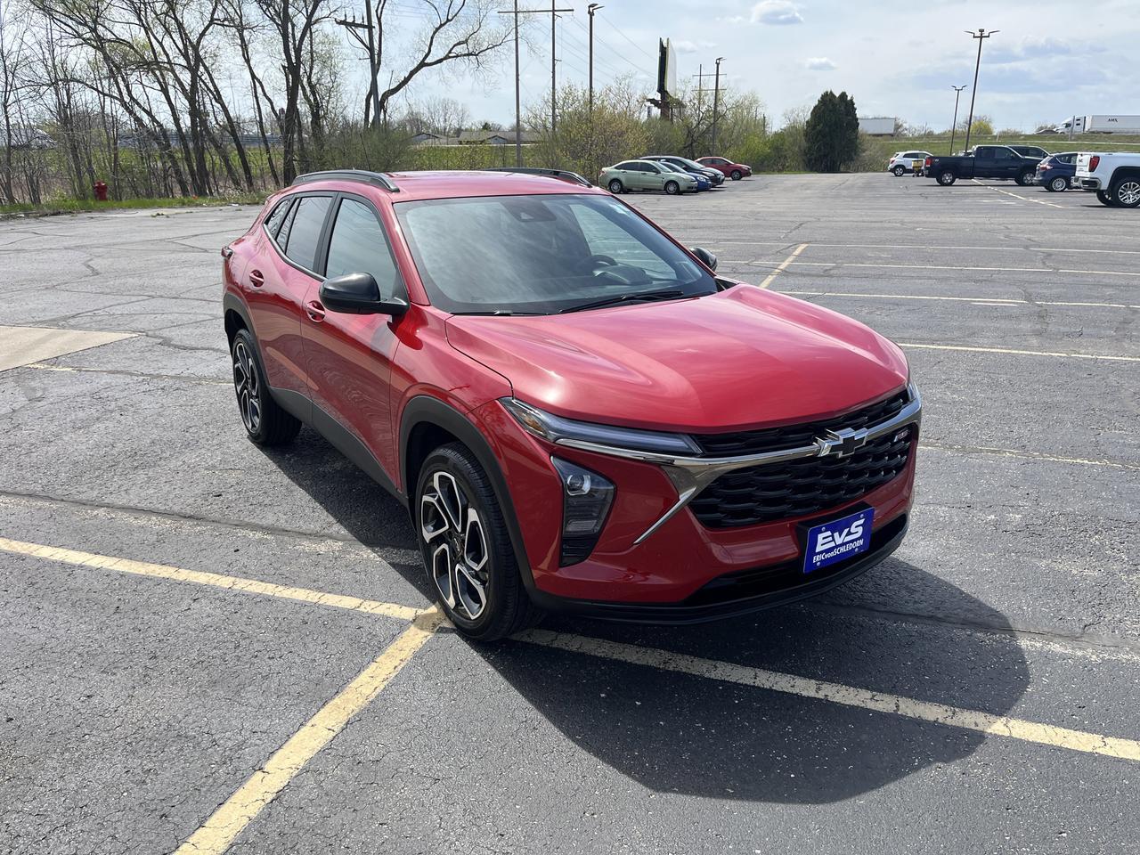 2026 Chevrolet Trax 2RS DriverConfidencePkg w/AdptvCrz 19s HtdEvotex HtdSteeringWhee 8-WayPwrDrvrSeat Saukville WI