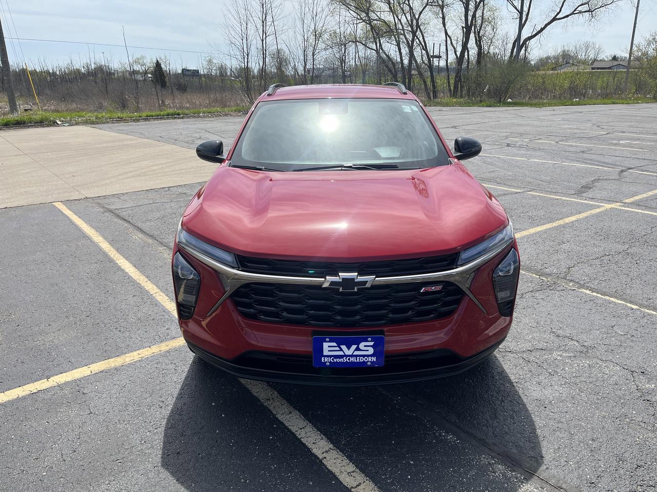 2026 Chevrolet Trax 2RS DriverConfidencePkg w/AdptvCrz 19s HtdEvotex HtdSteeringWhee 8-WayPwrDrvrSeat Saukville WI