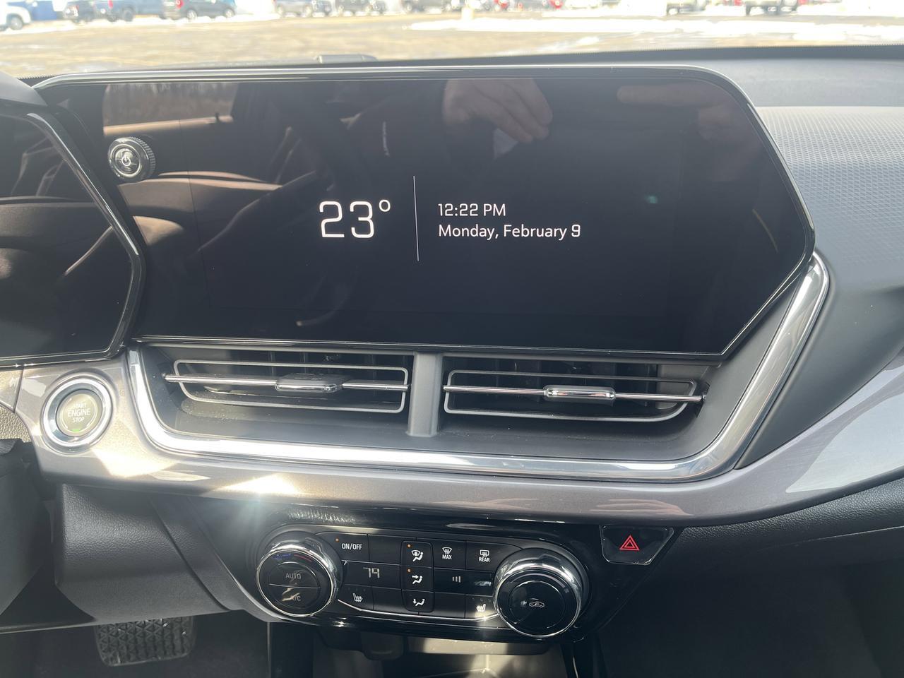 2026 Chevrolet Trax ACTIV DriverConfidencePkg w/AdaptiveCruise HtdSeats HtdSteeringWheel 8-WayPwrDriverSeat HD-RrCamera Saukville WI