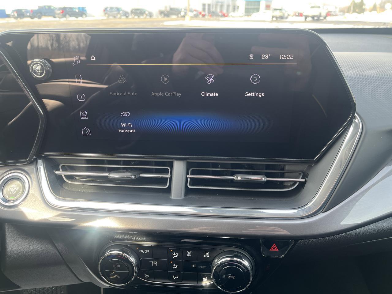 2026 Chevrolet Trax ACTIV DriverConfidencePkg w/AdaptiveCruise HtdSeats HtdSteeringWheel 8-WayPwrDriverSeat HD-RrCamera Saukville WI