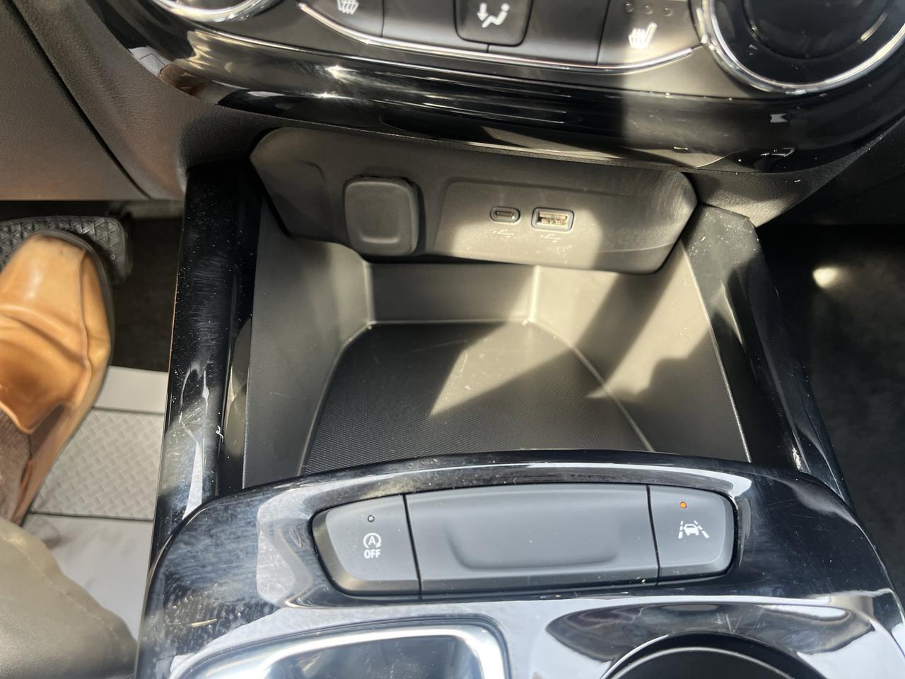 2026 Chevrolet Trax ACTIV DriverConfidencePkg w/AdaptiveCruise HtdSeats HtdSteeringWheel 8-WayPwrDriverSeat HD-RrCamera Saukville WI