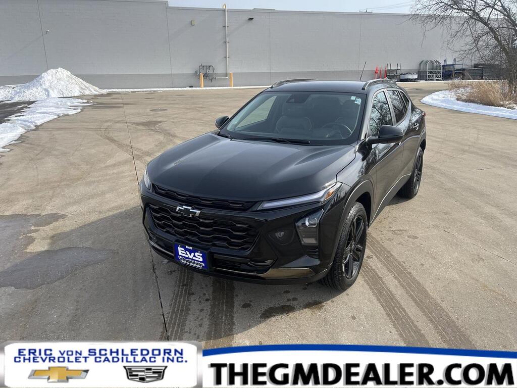 2026 Chevrolet Trax ACTIV DriverConfidencePkg w/AdaptiveCruise HtdSeats HtdSteeringWheel 8-WayPwrDriverSeat HD-RrCamera Milwaukee WI