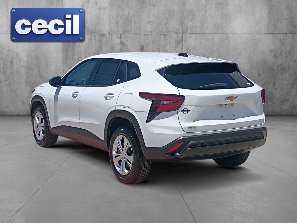 2026 Chevrolet Trax LS