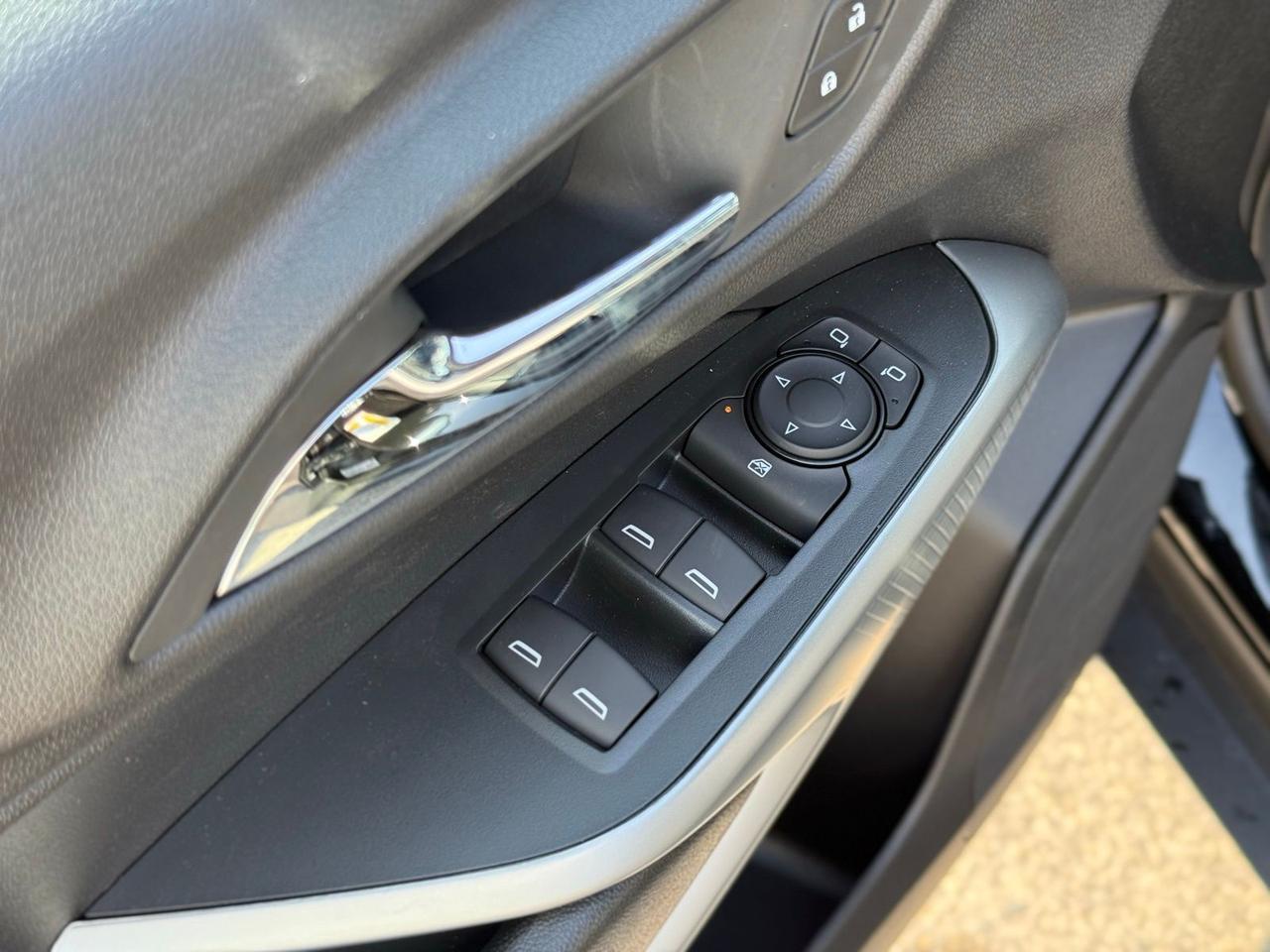 2026 Chevrolet Trax LS Crestwood KY