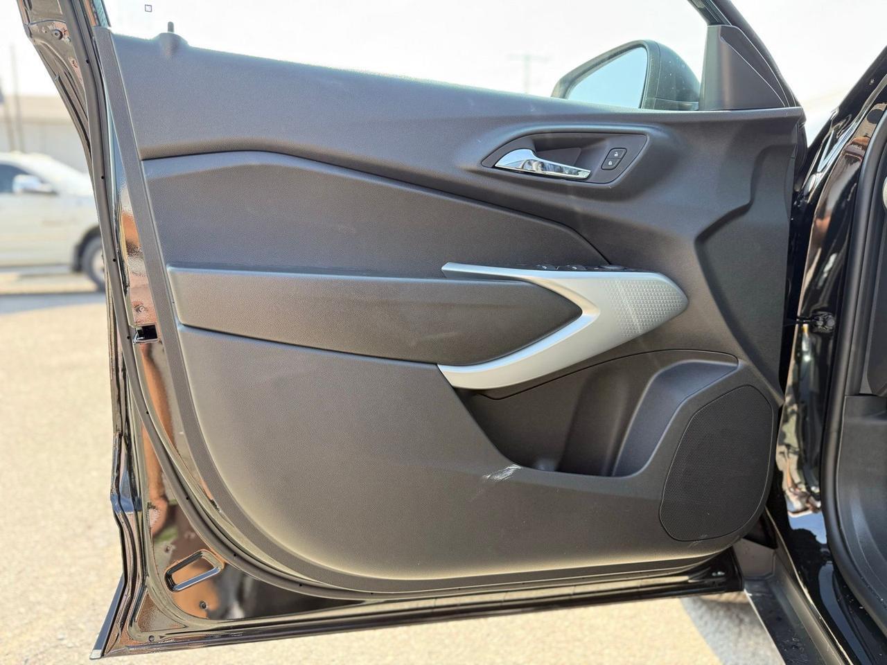 2026 Chevrolet Trax LS Crestwood KY