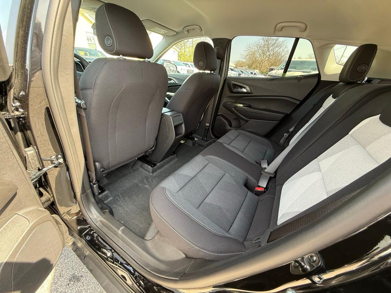 2026 Chevrolet Trax LS Crestwood KY