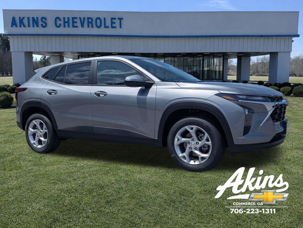 2026 Chevrolet Trax LS