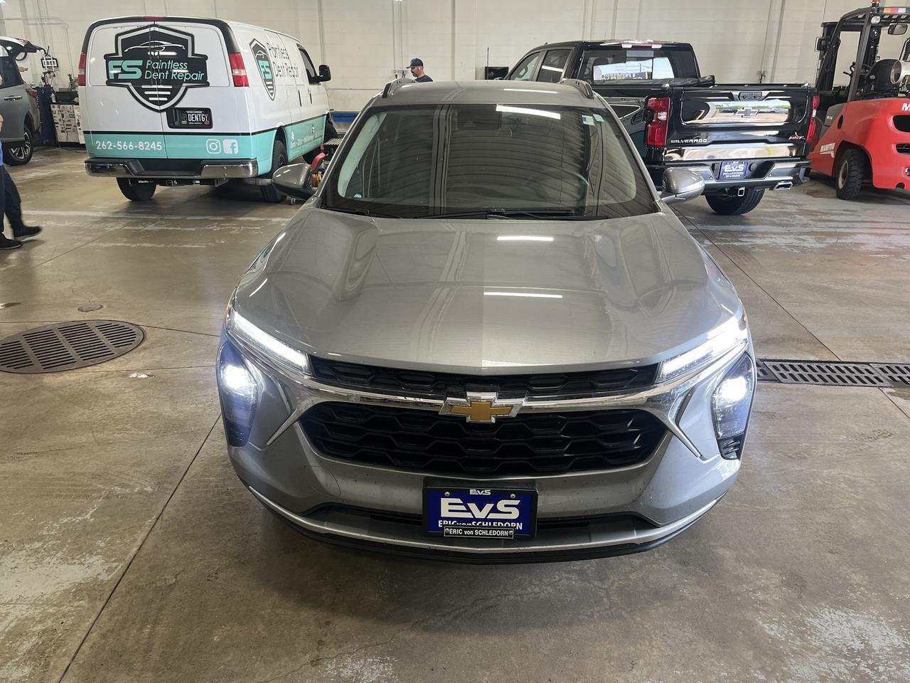2026 Chevrolet Trax LT ConveniencePkg w/HeatedSeats HeatedSteeringWheel HtdOutsideMirrors HD-RearCamera