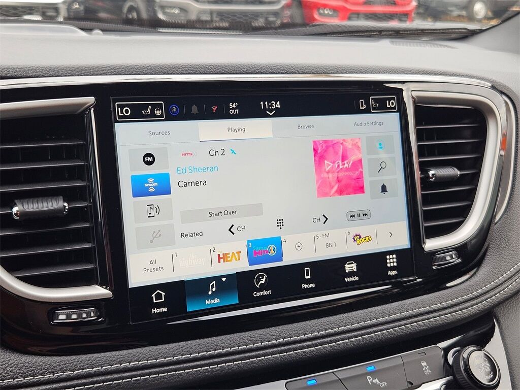 2026 Chrysler Pacifica Hybrid Select Gresham OR