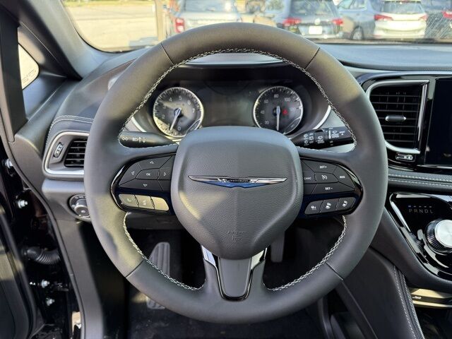 2026 Chrysler Pacifica Limited Crestwood KY