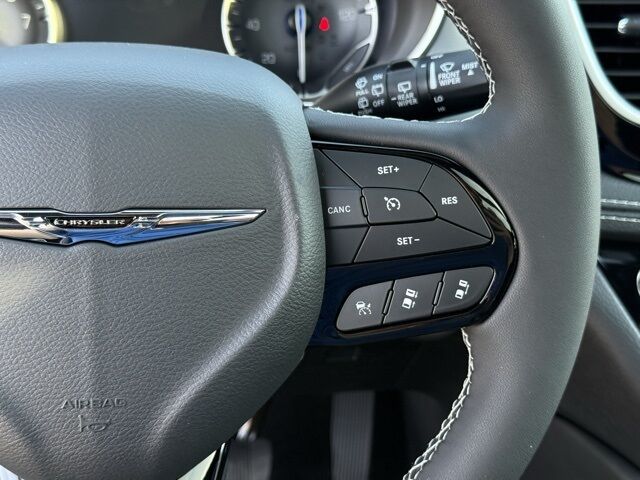 2026 Chrysler Pacifica Limited Crestwood KY