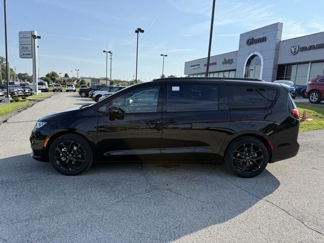 2026 Chrysler Pacifica Limited Crestwood KY
