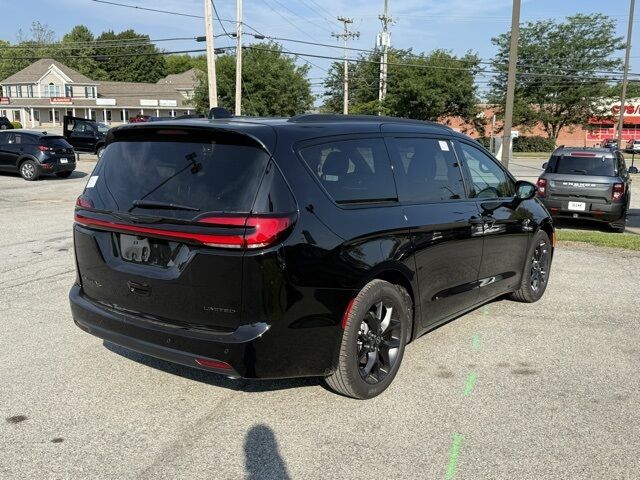2026 Chrysler Pacifica Limited Crestwood KY