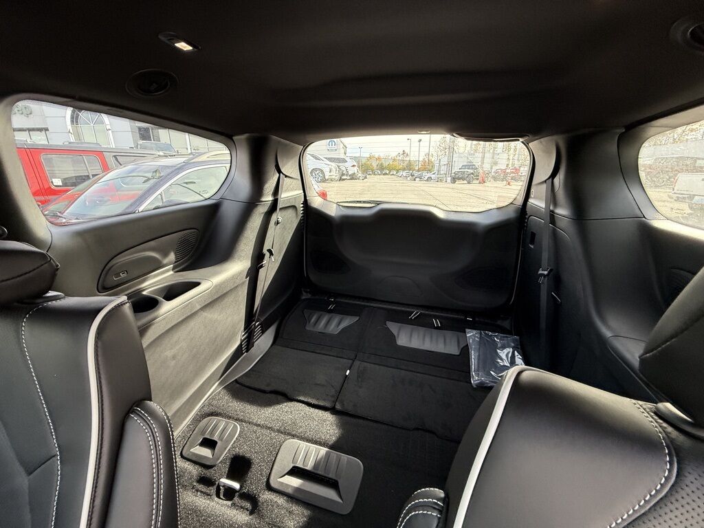 2026 Chrysler Pacifica Limited Crestwood KY