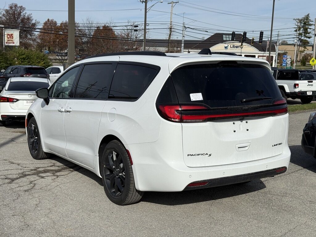 2026 Chrysler Pacifica Limited Crestwood KY
