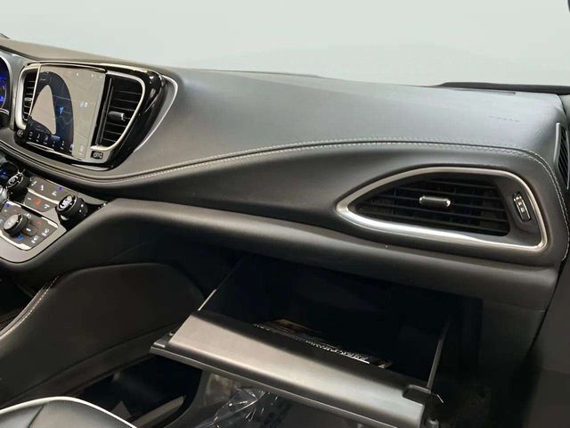 2026 Chrysler Pacifica Limited Dallas TX