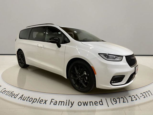 2026 Chrysler Pacifica Limited Dallas TX