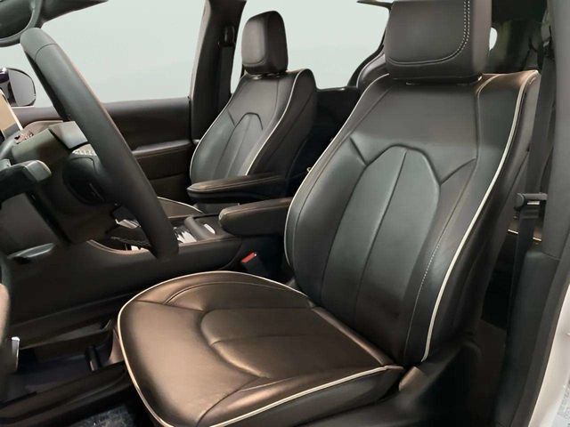 2026 Chrysler Pacifica Limited Dallas TX