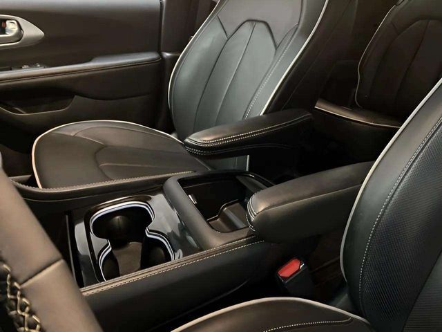 2026 Chrysler Pacifica Limited Dallas TX