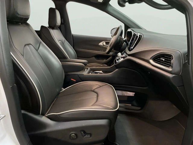 2026 Chrysler Pacifica Limited Dallas TX
