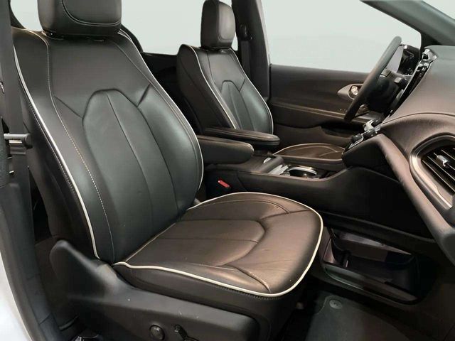 2026 Chrysler Pacifica Limited Dallas TX
