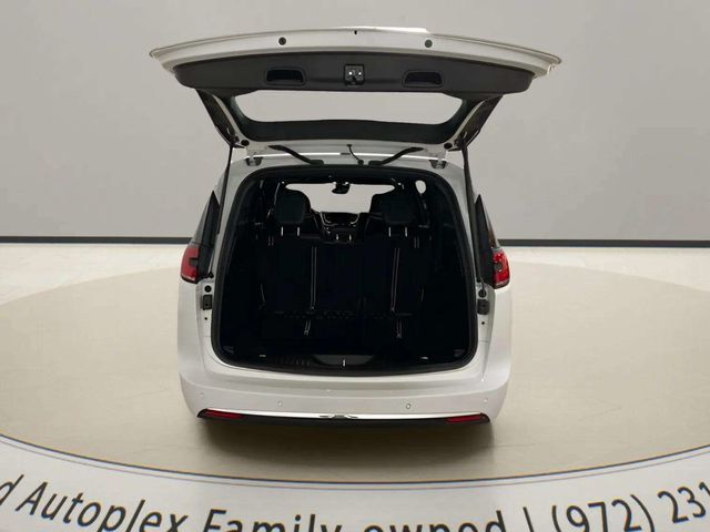 2026 Chrysler Pacifica Limited Dallas TX